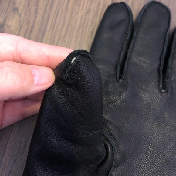 Black leather gloves - Picture 2 of 6